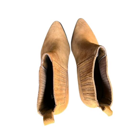 NWOB Marc Fisher Yarita Western Brown Suede Pointed Toe Ankle Boots Size 5M - Picture 5 of 8